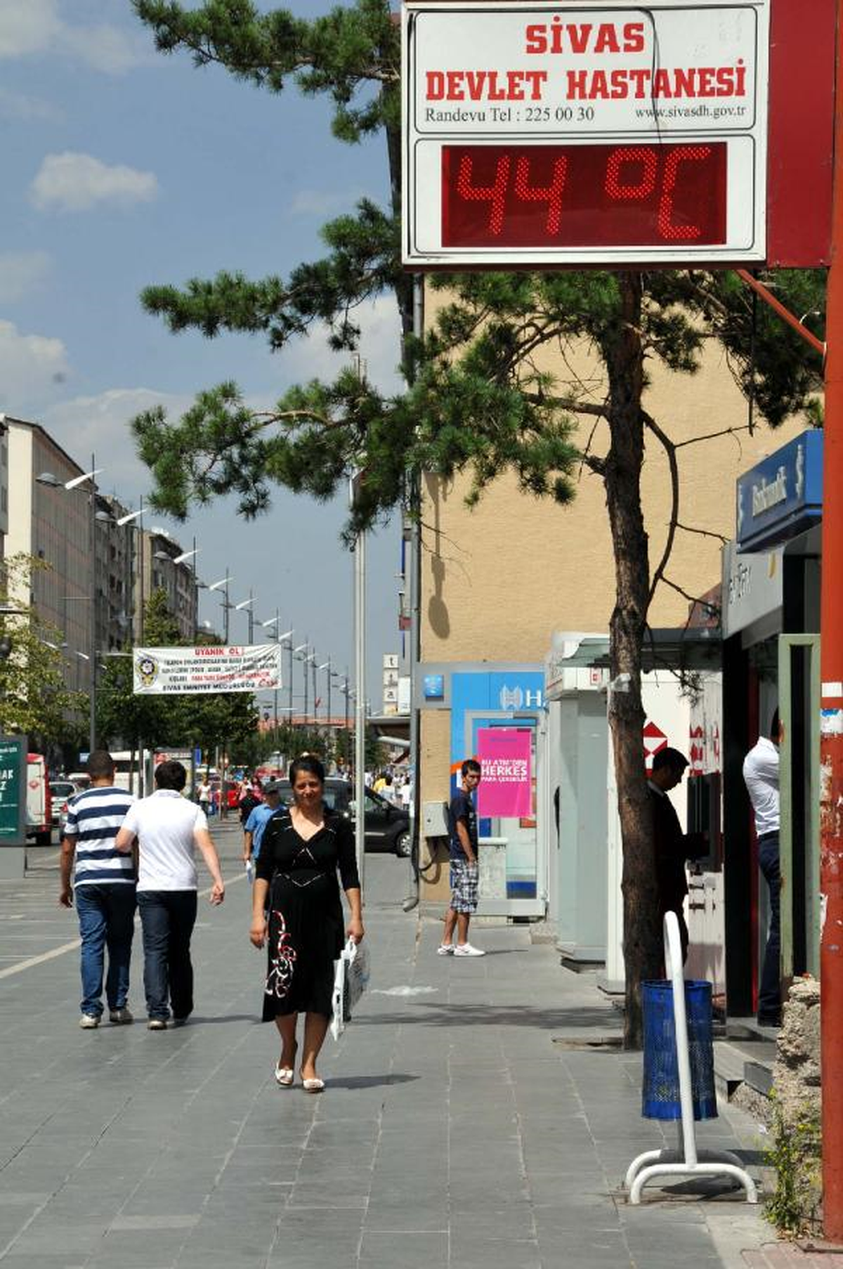 Sivas 44 Dereceyi Gördü