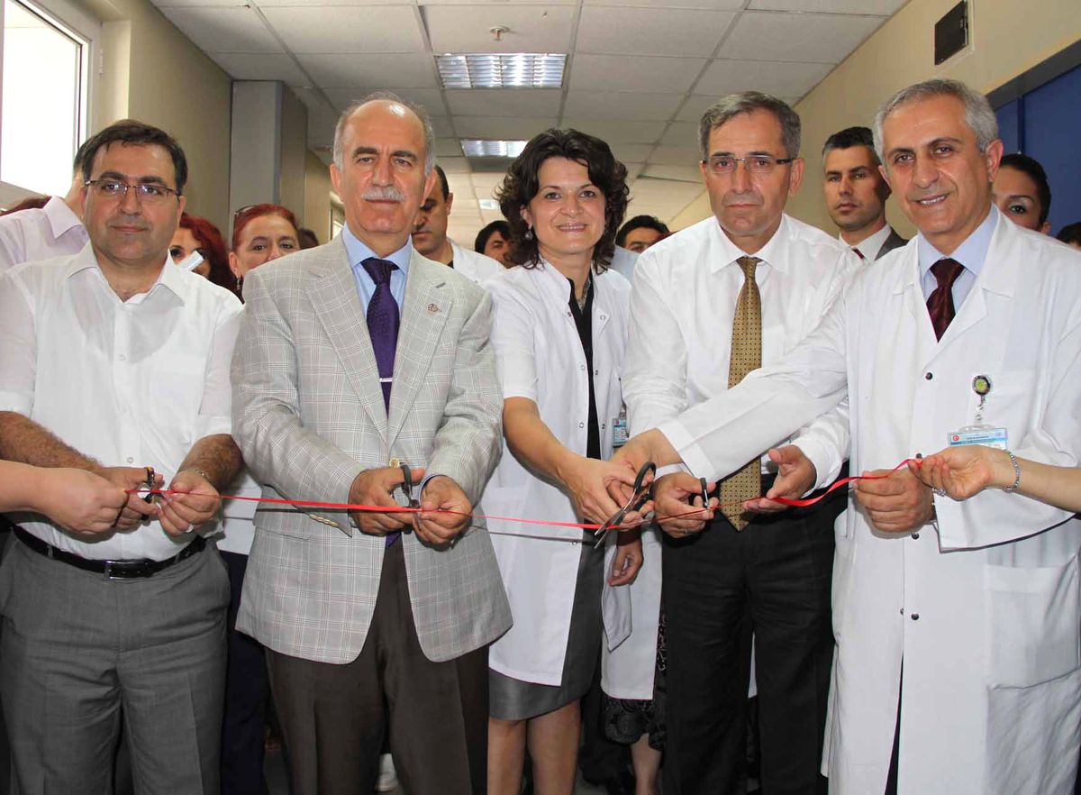 Türkiye\'nin İlk Çamur Banyosu Kliniği Bursa\'da Açıldı