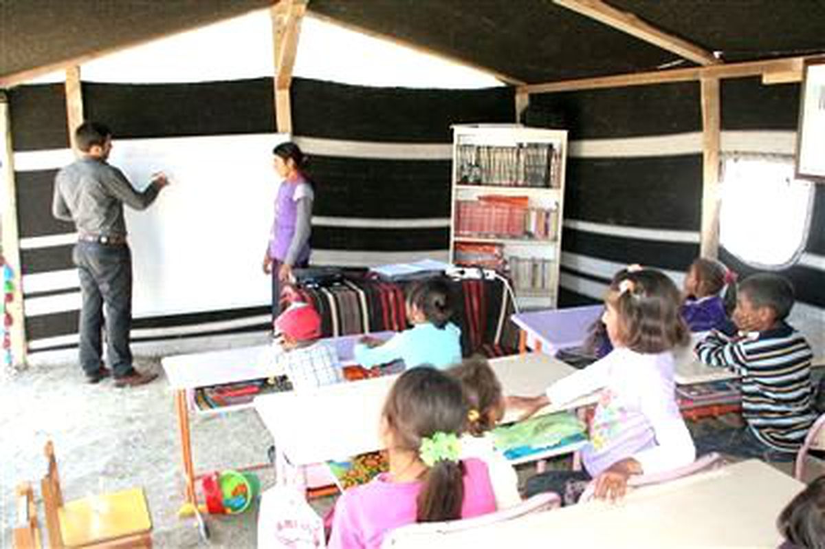 Yaylada Kıl Çadırda Telafi Eğitimi