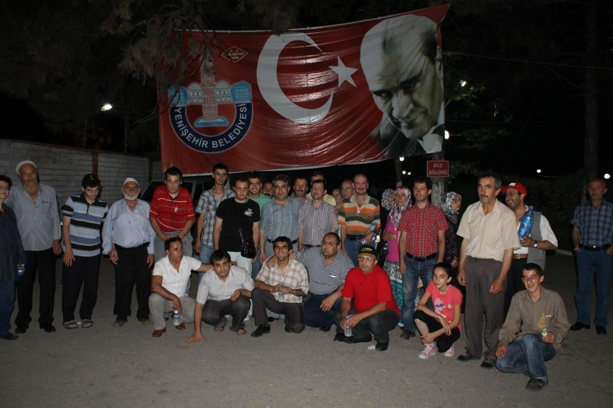 Yenişehir\'de Engelliler İftarda Buluştu