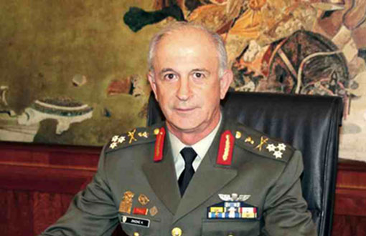 Yunanistan\'da Şok İstifa