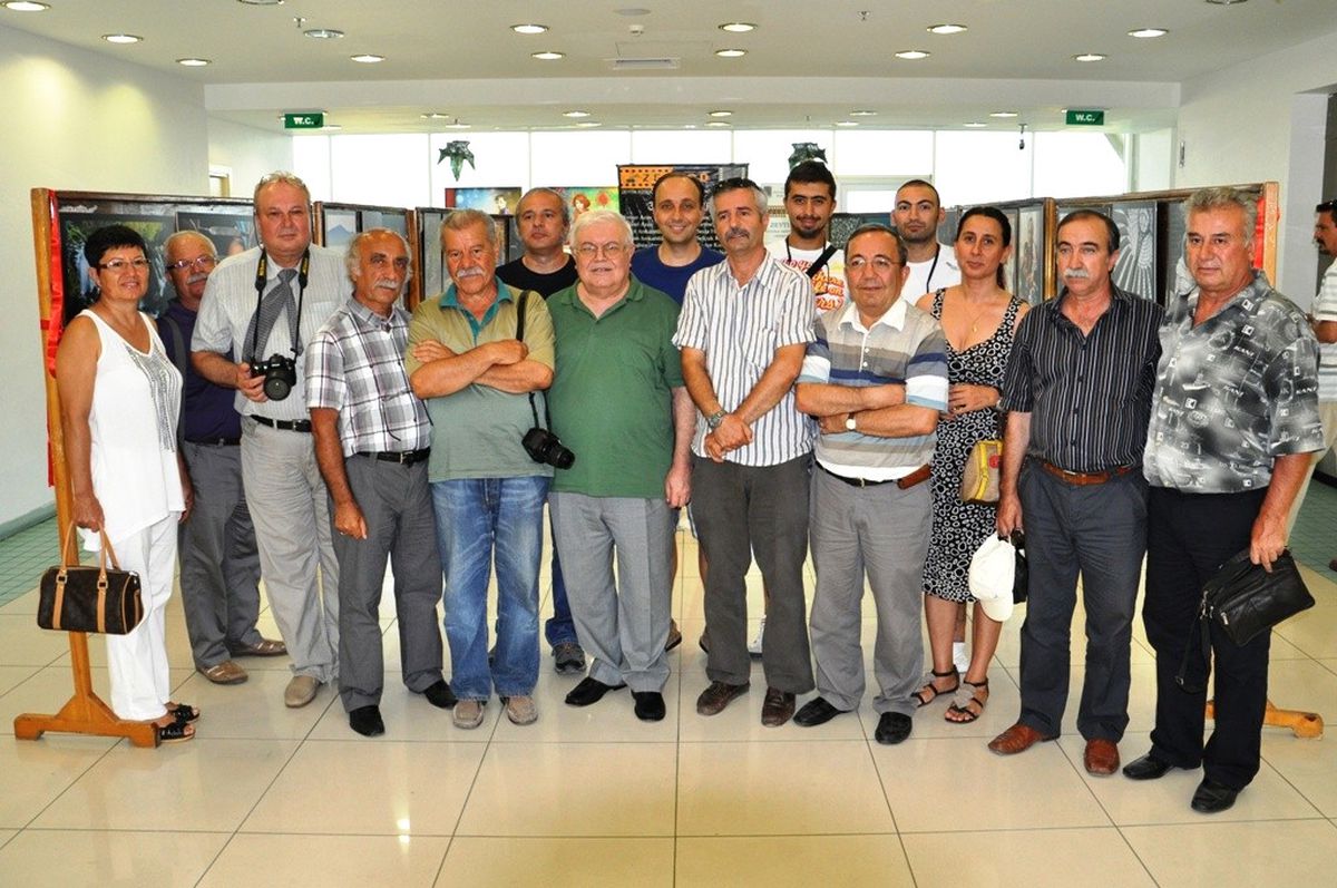 Zeyfod'un 3. Karma Sergisi Akçay'da Açıldı