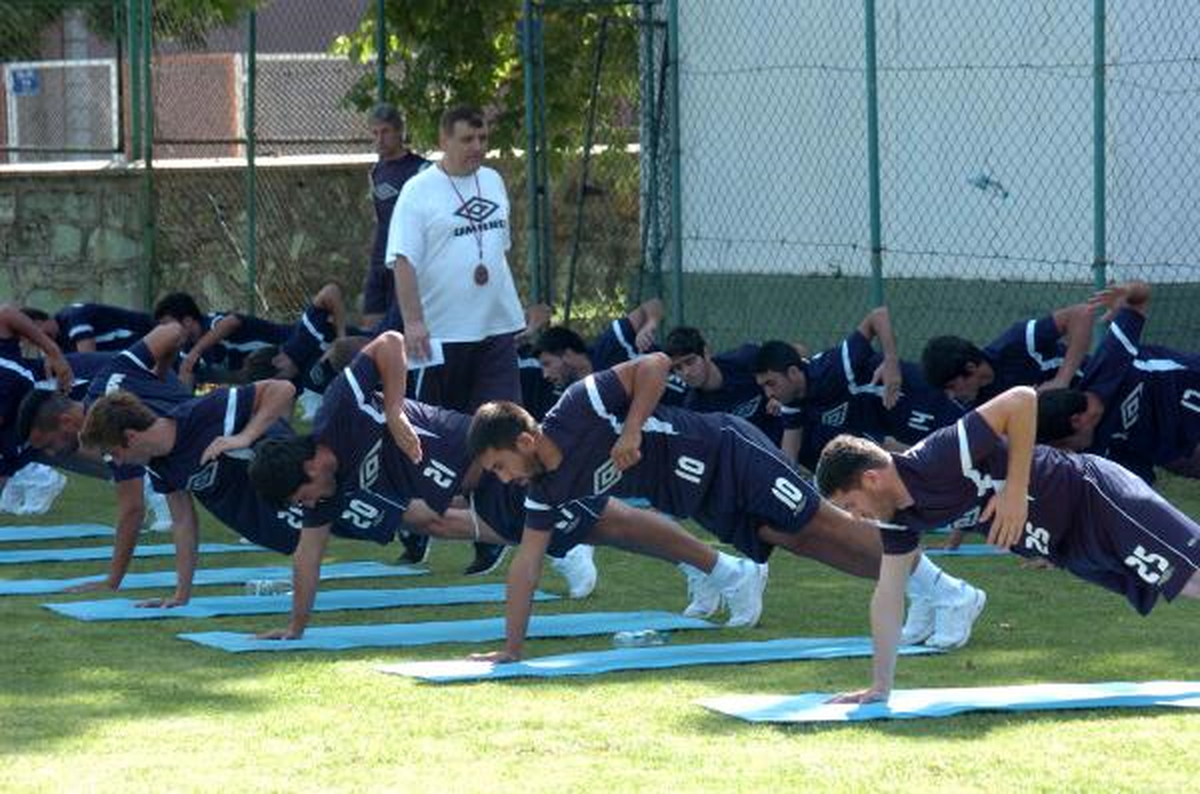 Adana Demirspor Bolu Kampını Uzattı