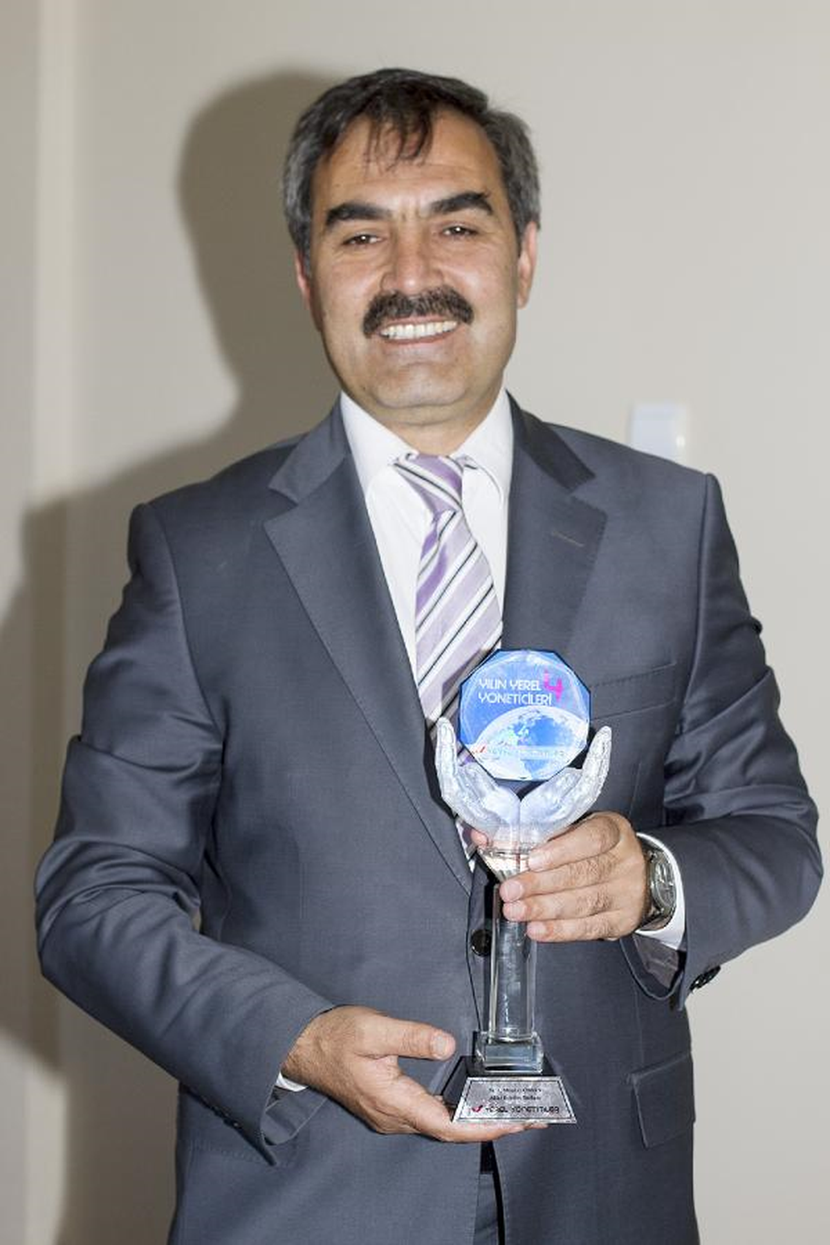 Ahlat Belediye Başkanı Çoban\'a Çevre Ödülü Verildi