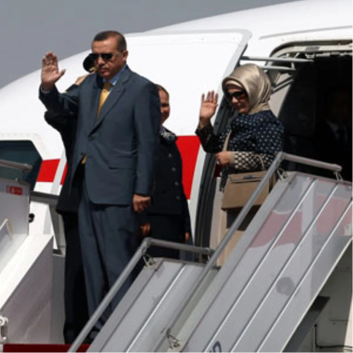 Başbakan Erdoğan Londra\'ya Gitti