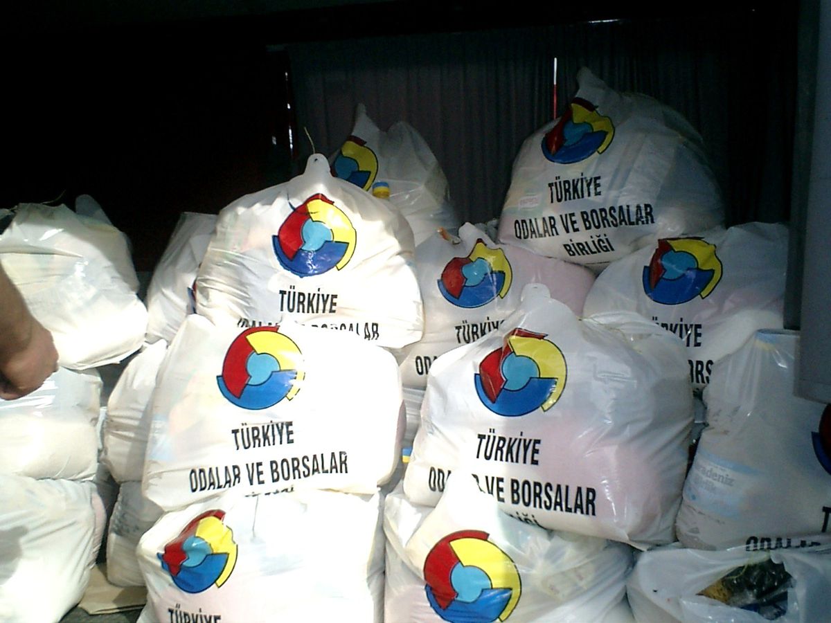 Çarşamba Tso\'dan Bin Paket Gıda Yardımı