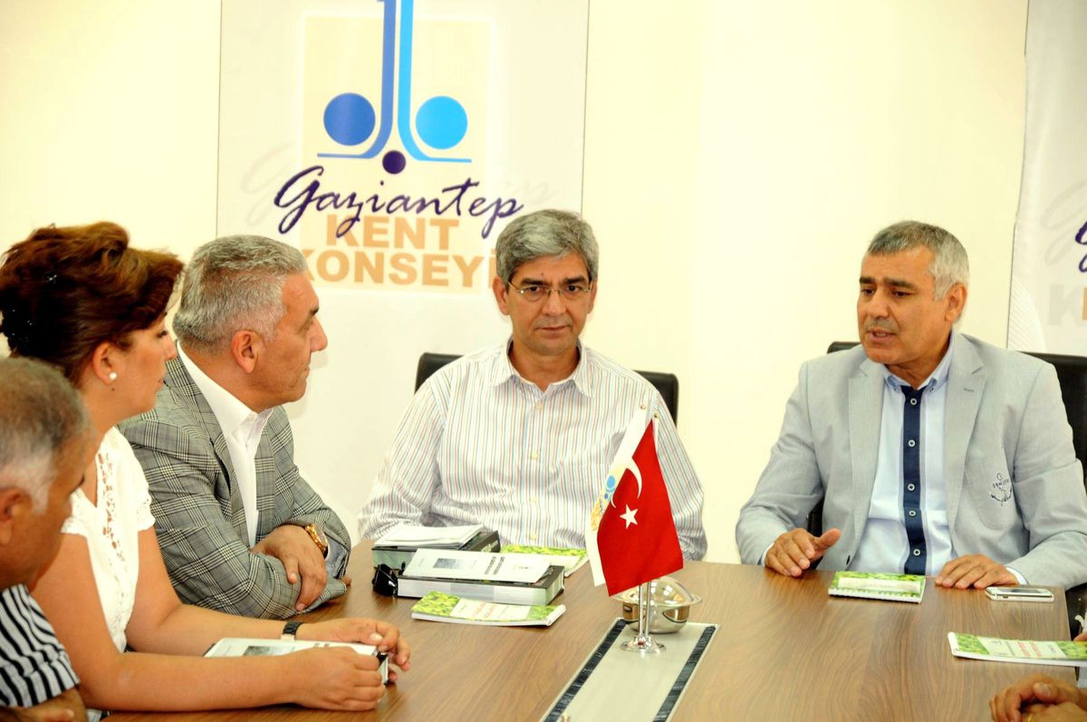 CHP\'li Şeker\'den Güzelbey\'e Tebrik