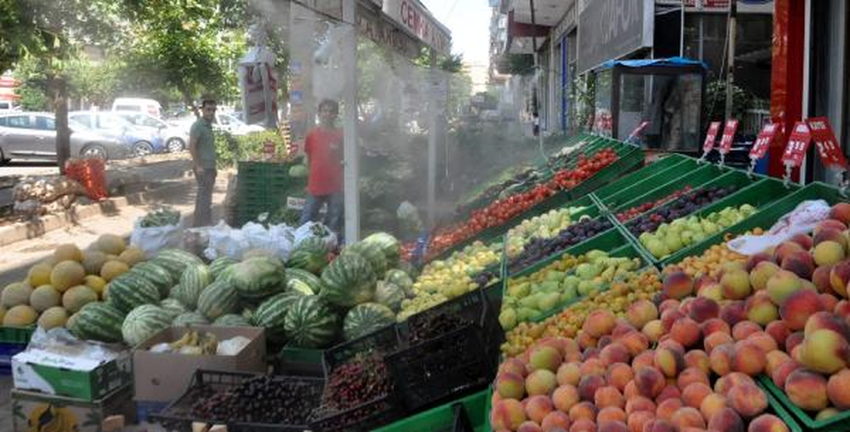 Diyarbakır\'da Sıcaklar Sokakları Boşalttı