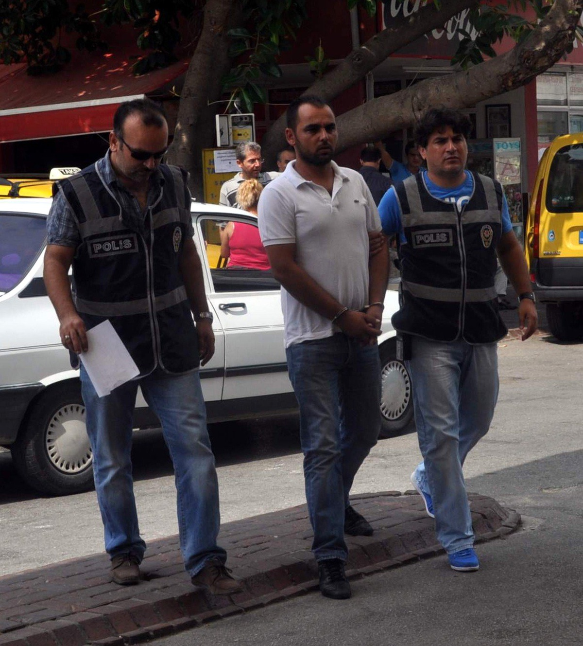 Gazeteciyi Vuran Zanlı Adliyeye Sevk Edildi