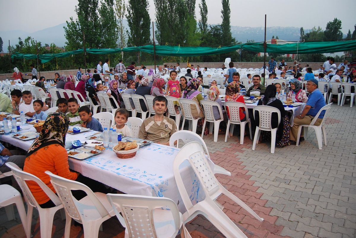 Gemlik\'te İftar Coşkusu