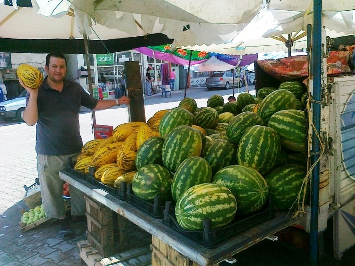 Hisarcık\'ta Artan Sıcaklar, Kavun ve Karpuz Satıcılarına Yaradı