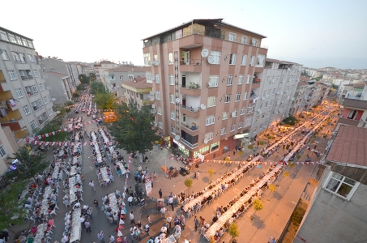 İki İlçe Bir Sofrada Buluştu