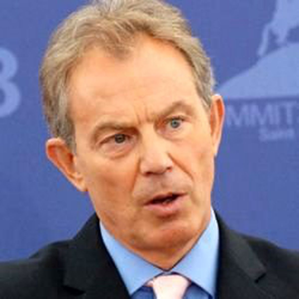 İngiltere Eski Başbakanı Blair: Batı, Beşşer Esed\'i İkna Etmeli