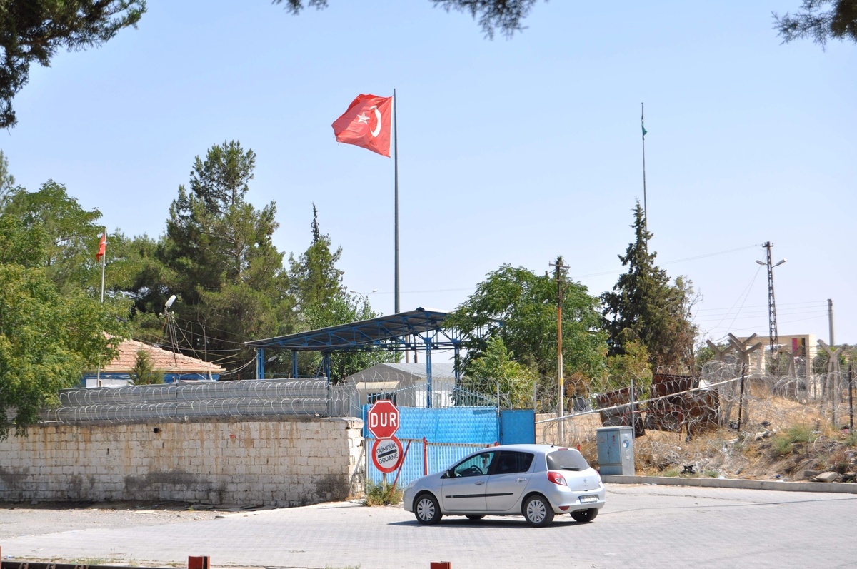 Karkamış\'taki Sınır Kapısında Sessizlik Hakim
