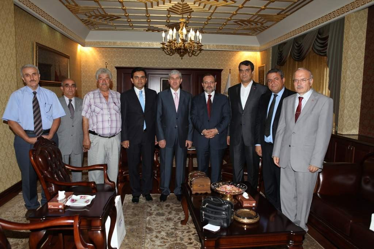 Kırşehir Heyeti Diyanet İşleri Başkanı\'nı Ziyaret Etti