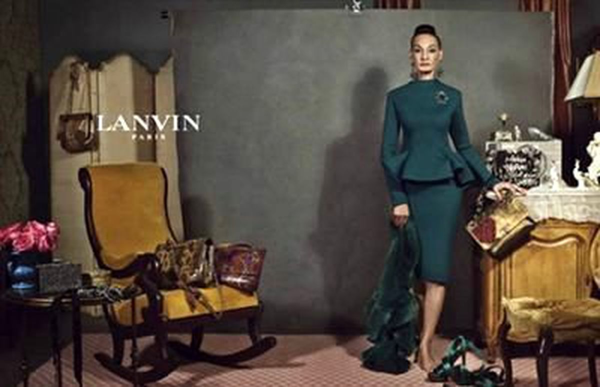 Mahalleli Lanvin Giyiyor