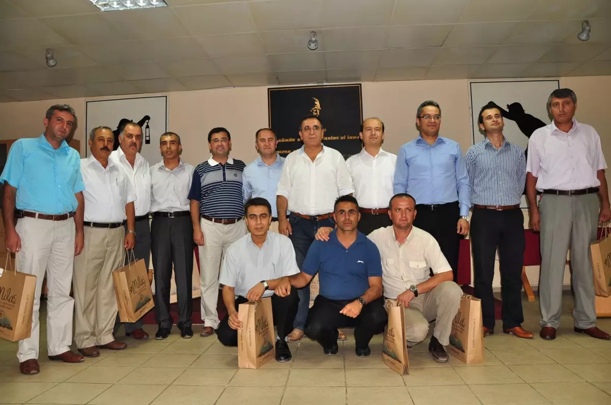 Milas'ta Tayini Çıkan Emniyet Personeline İftarlı Veda