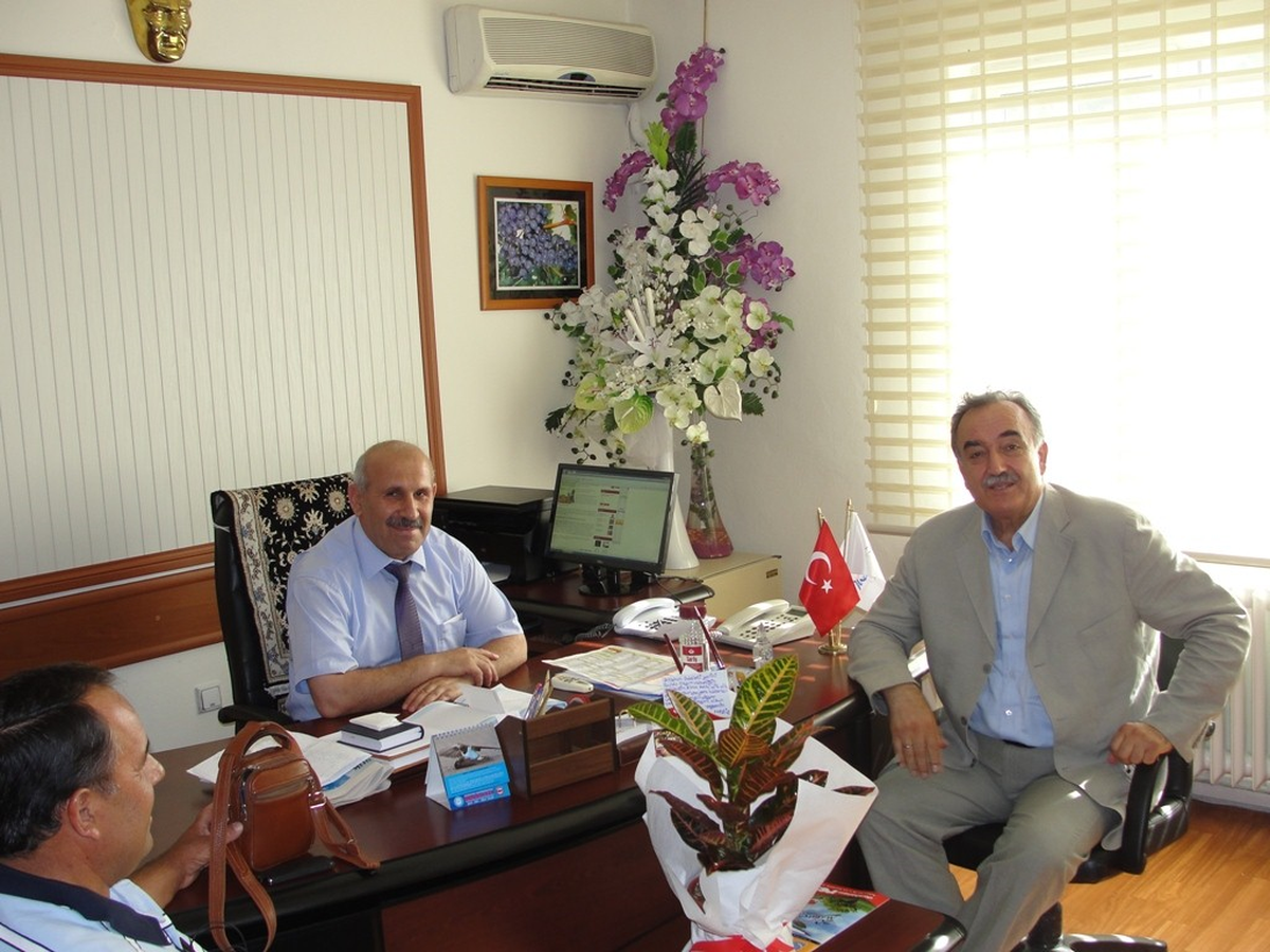 Milletvekilinden, İl Özel İdaresi Genel Sekreterine Ziyaret