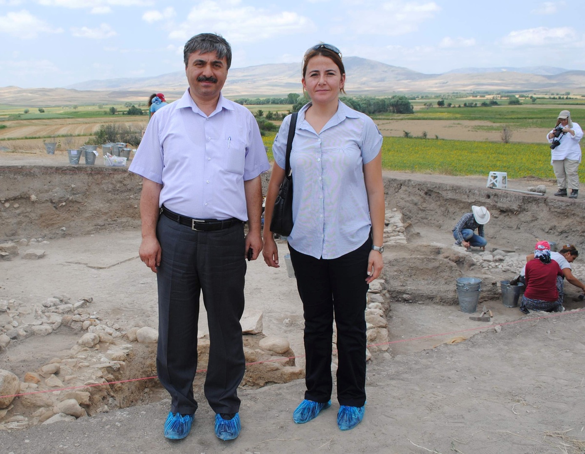 Oluz Höyük\'te Radyoaktivite Araştırması