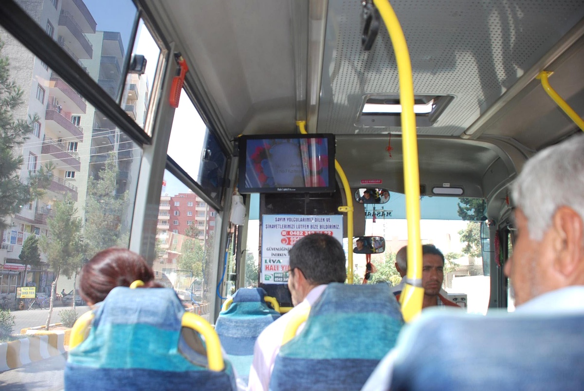 Reklam Haber Monitörleri Otobüslere Yerleştirildi