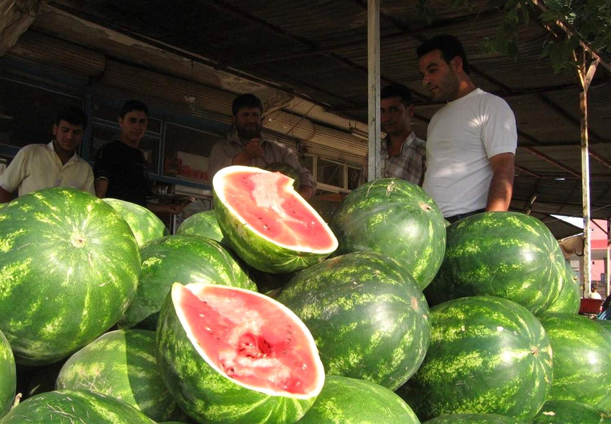 Sıcakların Artması ve Ramazan\'ın Gelmesi, Karpuz Satıcılarına Yaradı