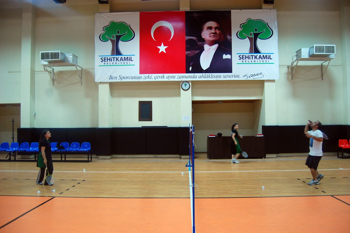 Yaz Okulu Öğrencileri "Badminton" ile Tanıştı