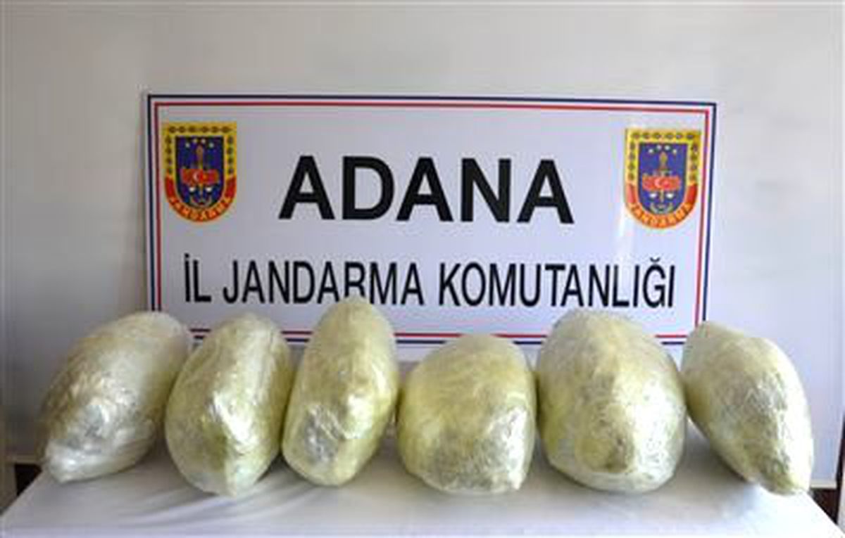Yolcu Otobüsünde 20 Kilo 810 Gram Kubar Esrar Ele Geçirildi