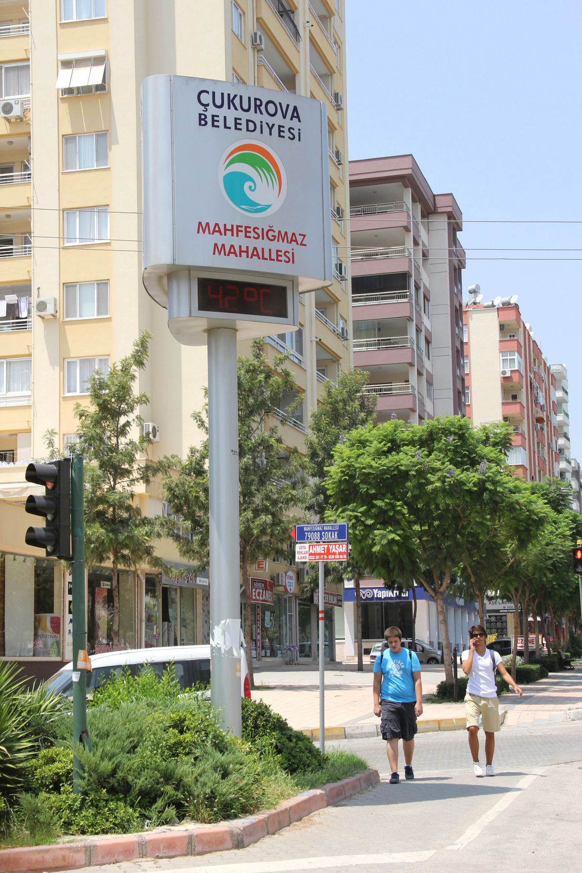 Adanalının İlginç Serinleme Yöntemi