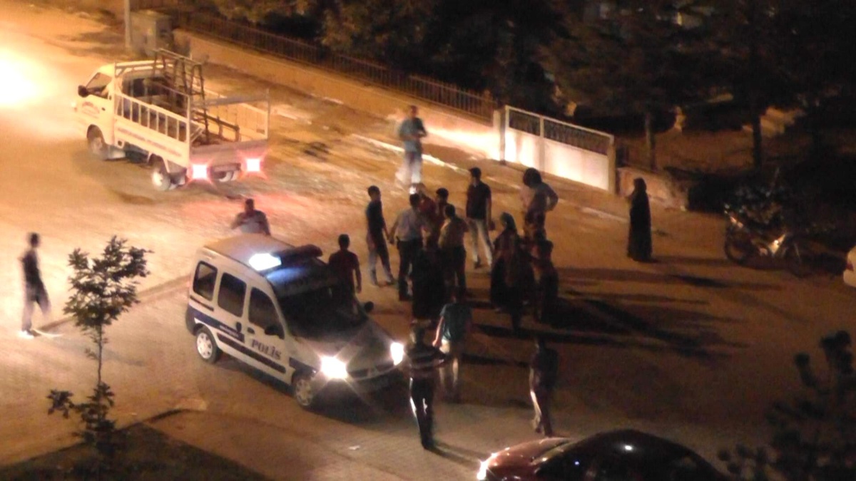 Askeri Öğrenci Sokak Ortasında Bıçaklandı