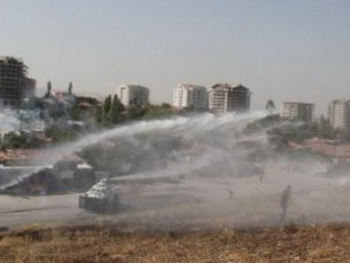 Başkent\'te Gecekondu Yıkımında Arbede