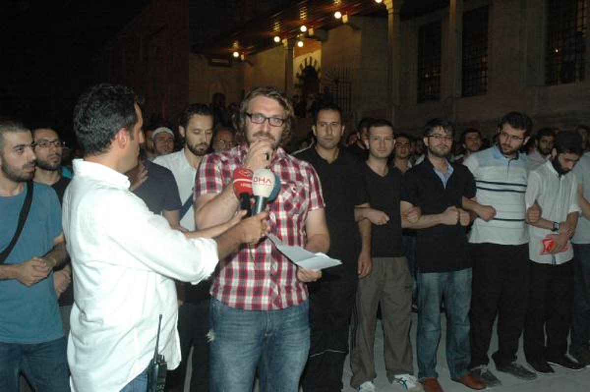 Budistlerin Müslüman Katliyamı Protesto Edildi