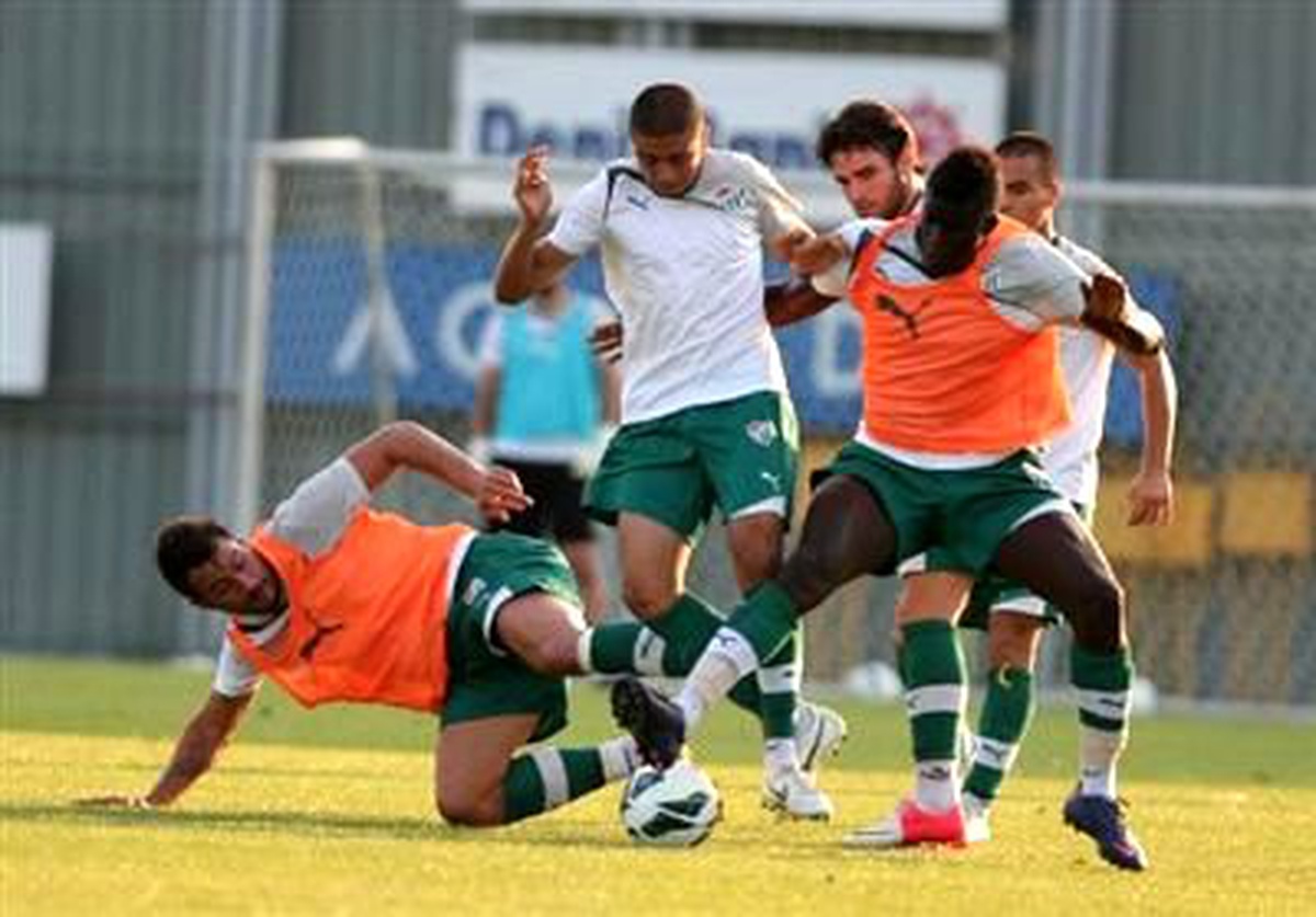 Bursaspor\'da Avrupa Ligi Maçı Hazırlıkları Sürüyor