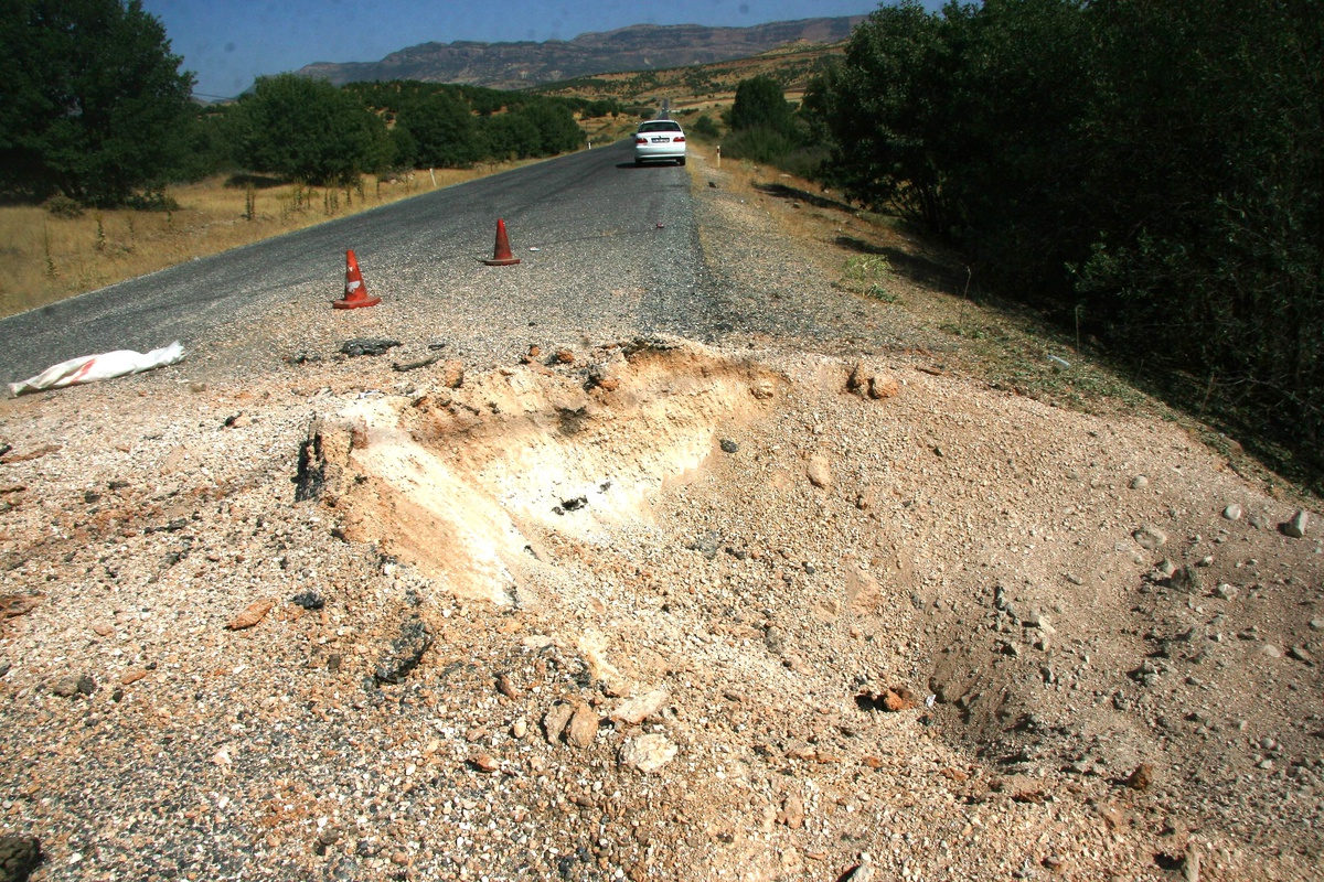 Diyarbakır-Bingöl Yolunda 2. Patlayıcı