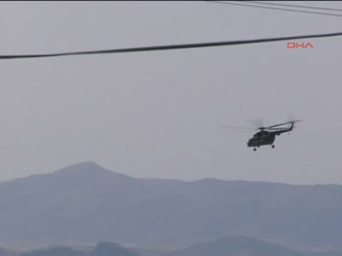Diyarbakır Lice\'de Patlama; Askeri Araç İsabet Aldı;2 Asker Şehit, 1 Asker ile 1 Sivil Yaralı
