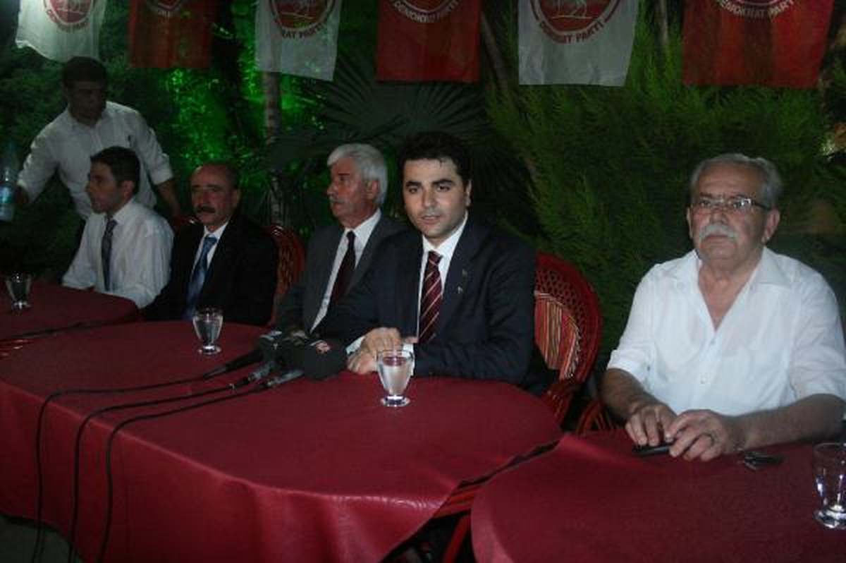 DP Genel Başkanı Uysal: Milletin Sıkıntısı Var