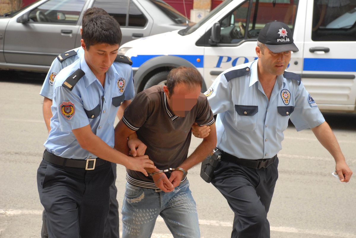Evden Kaçan 13 Yaşındaki Kıza Cinsel İstismara Gözaltı