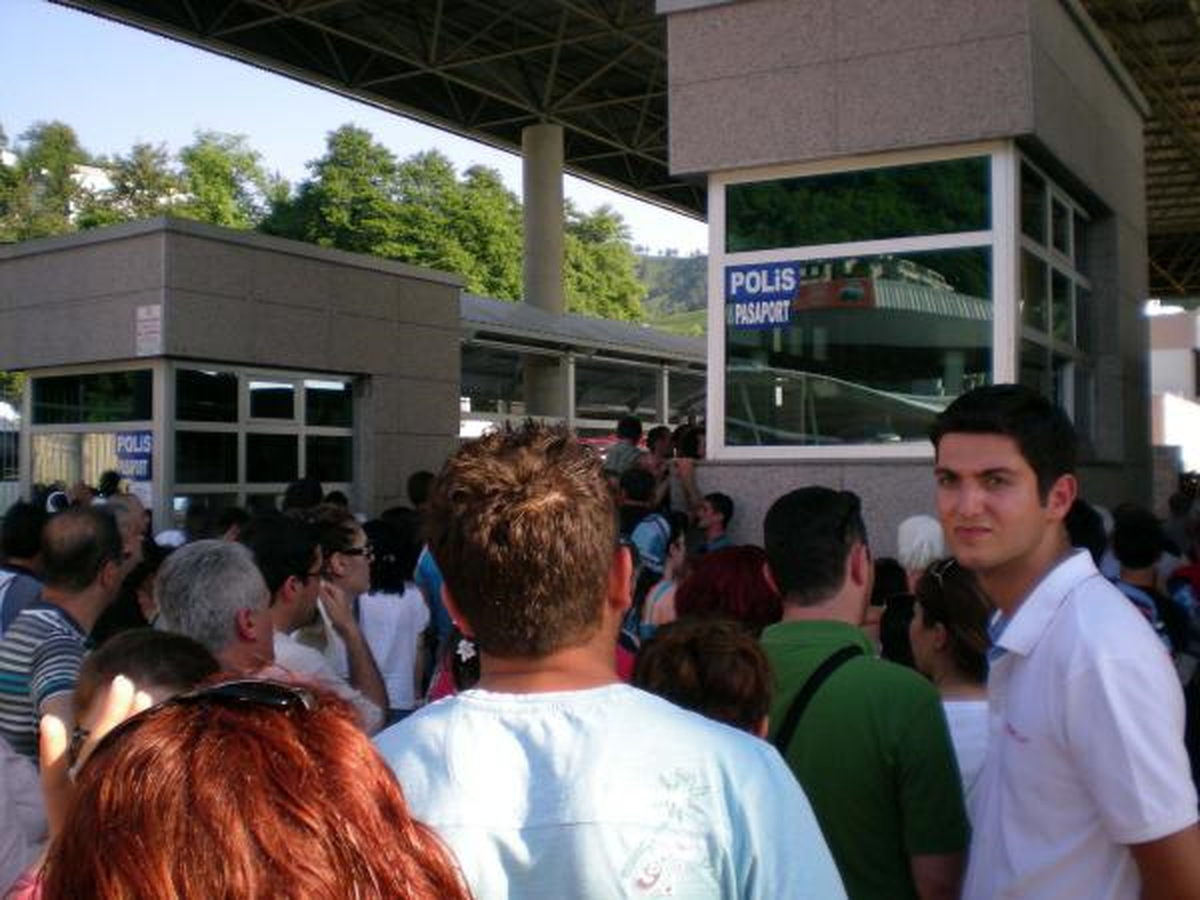 Karadeniz Turunda \'Kimlikle Geçiş\' İzdihamı