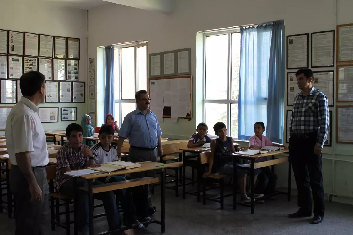 Karaman'da Mavi Tırtıl Yaz Okuluna Ziyaret