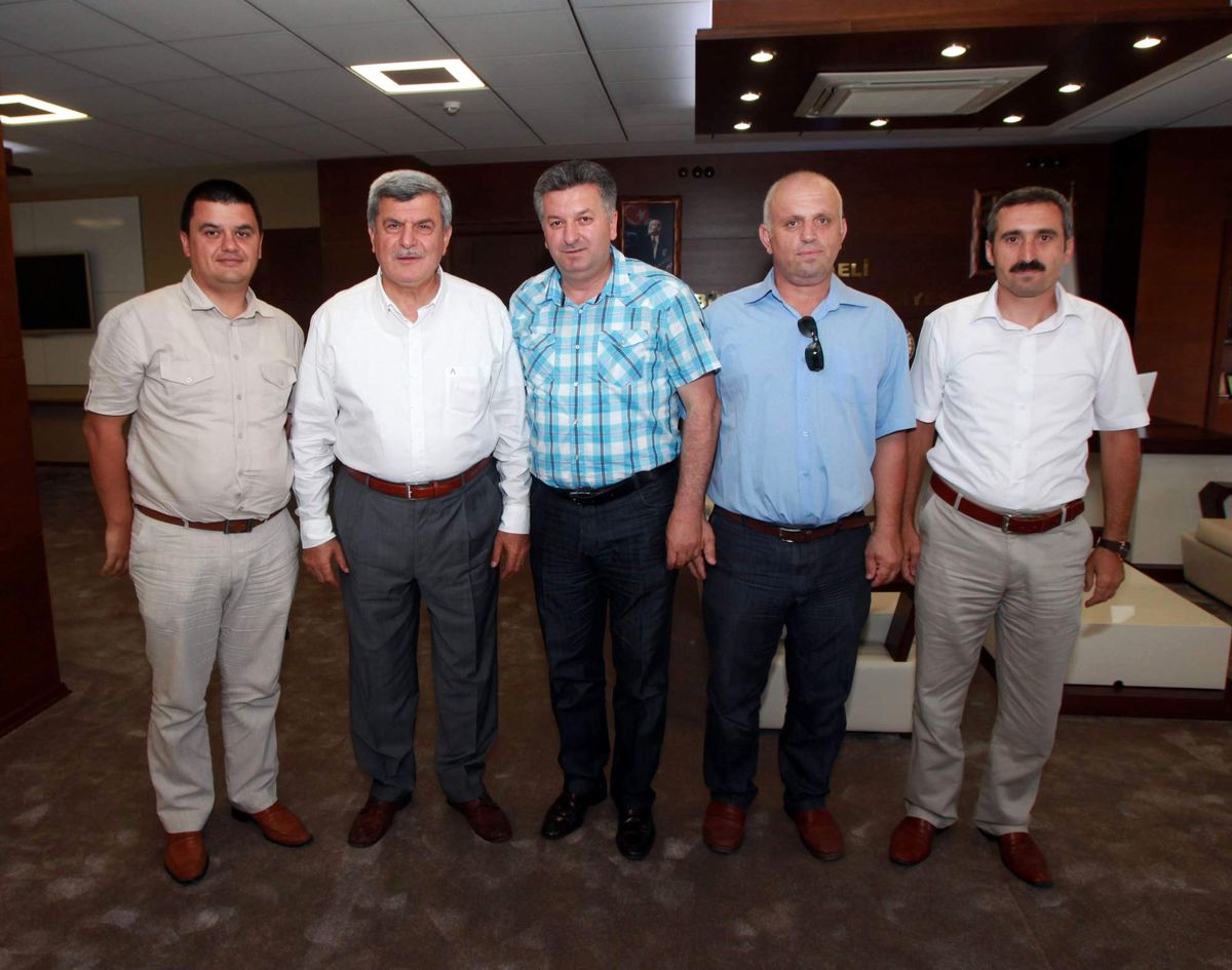 Karaosmanoğlu, "Emeğin ve Emekçinin Yanındayız"