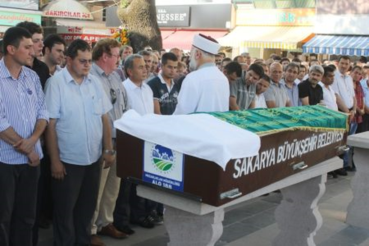 Kemal Yener, Son Yolculuğuna Uğurlandı