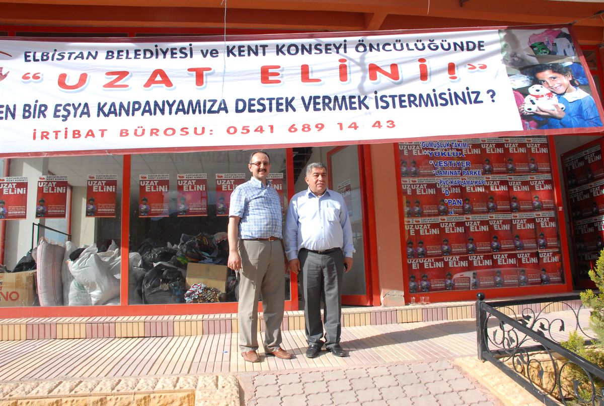 Kent Konseyi 5 Bin Fakiri Giydirdi
