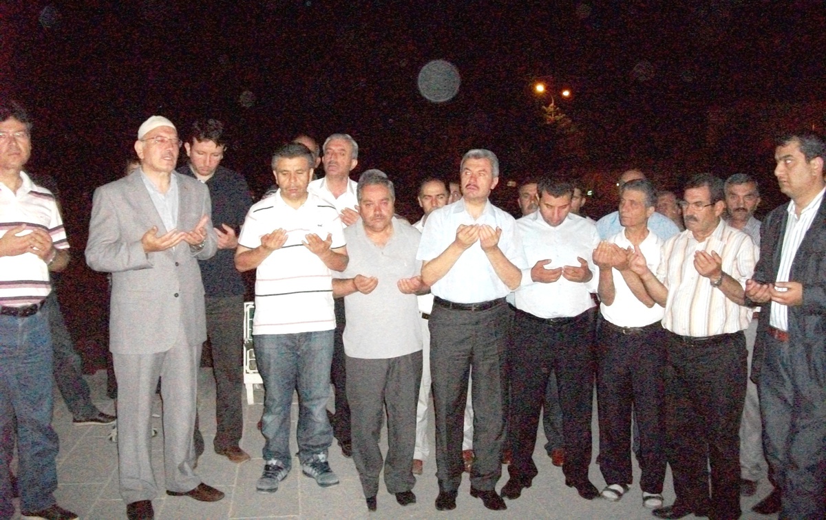 Kırşehir\'de Arakanlı Müslümanlar İçin Toplandılar