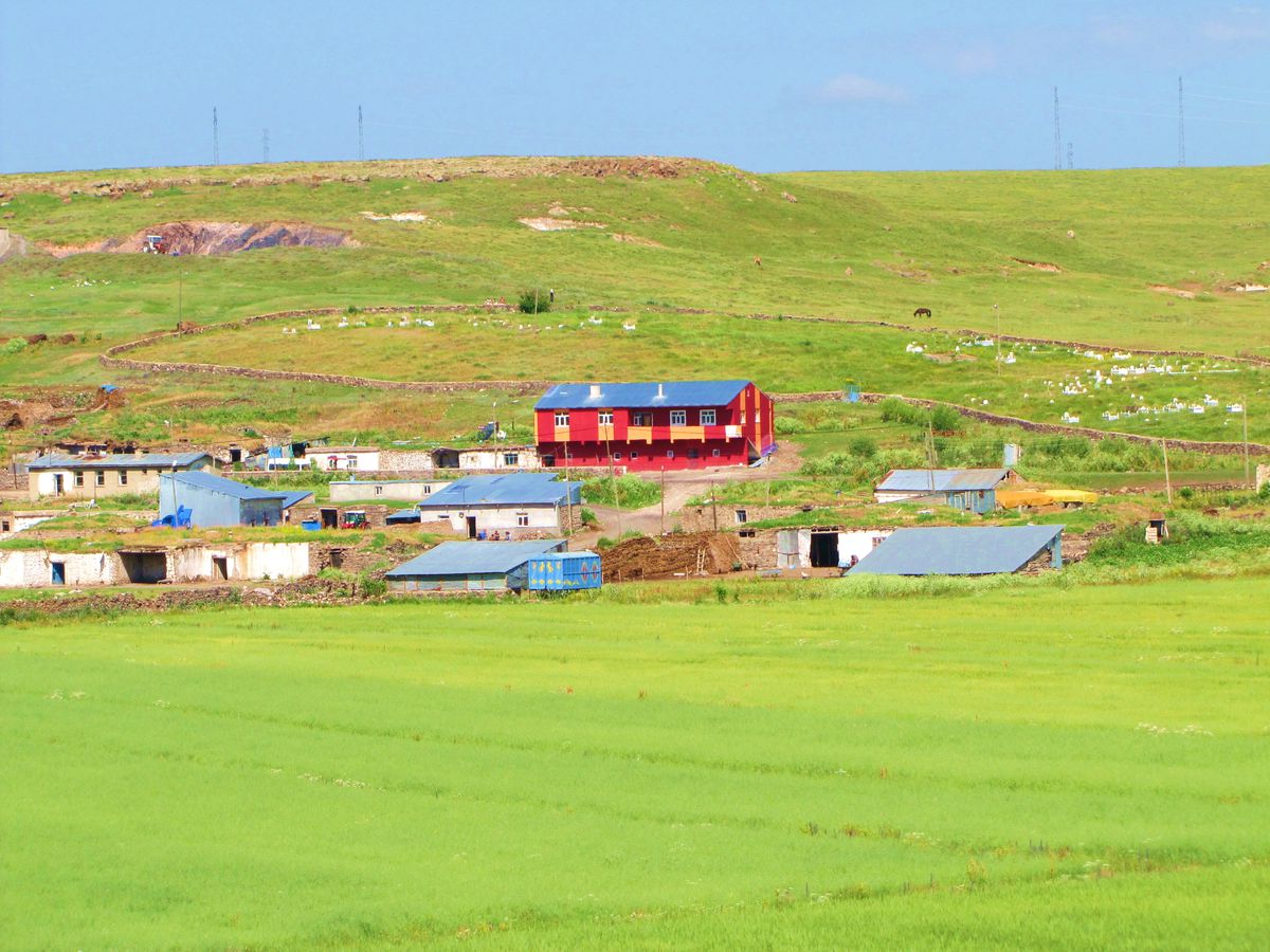 Köy Evleri Modernleşiyor