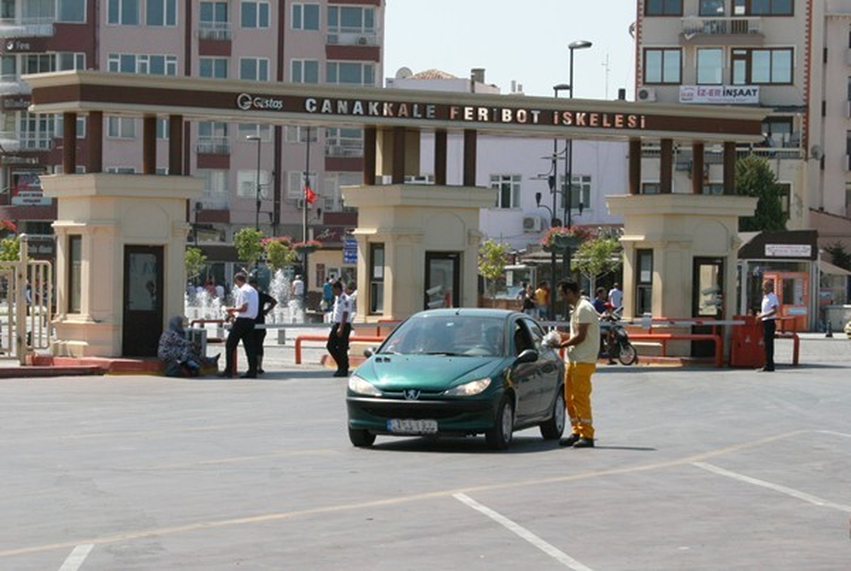 Ormancılardan Sürücülere İzmarit Uyarısı