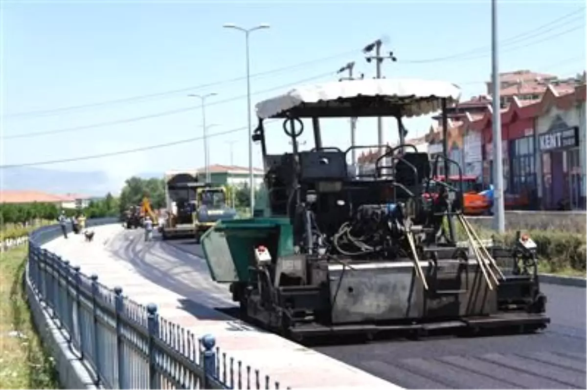 Oruçlu İşçilerin Sıcakla İmtihanı