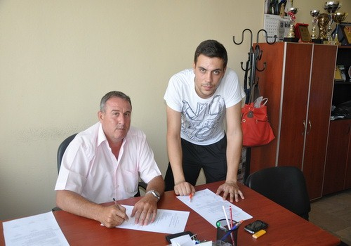 Salihli Belediyespor\'a Nijeryalı Forvet