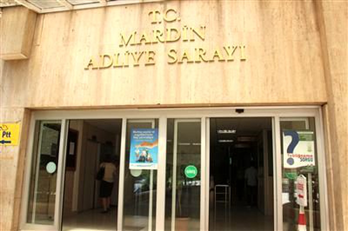 \'Utanç Davası\'nda, N.ç.\'yi Pazarlayan Kadına Yakalama Kararı