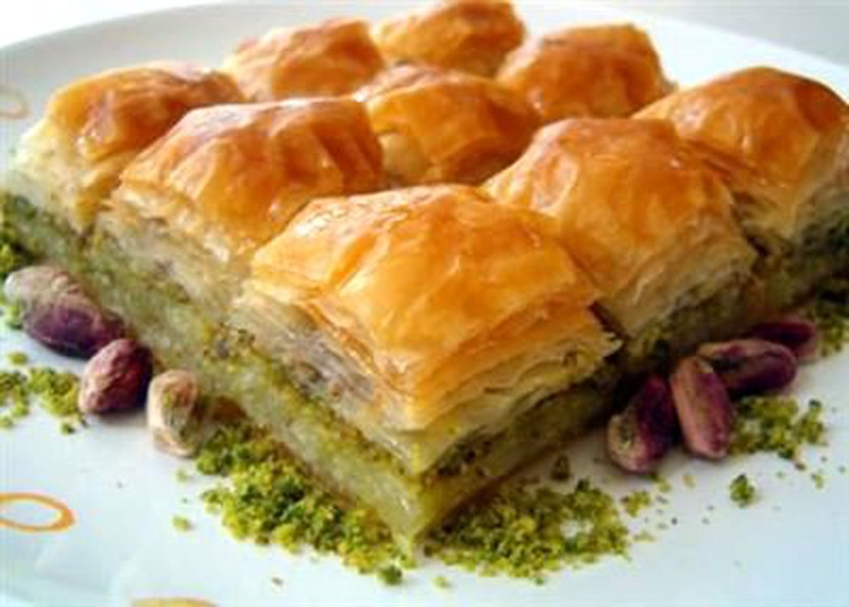 Baklava Diye Neler Yedirmişler..