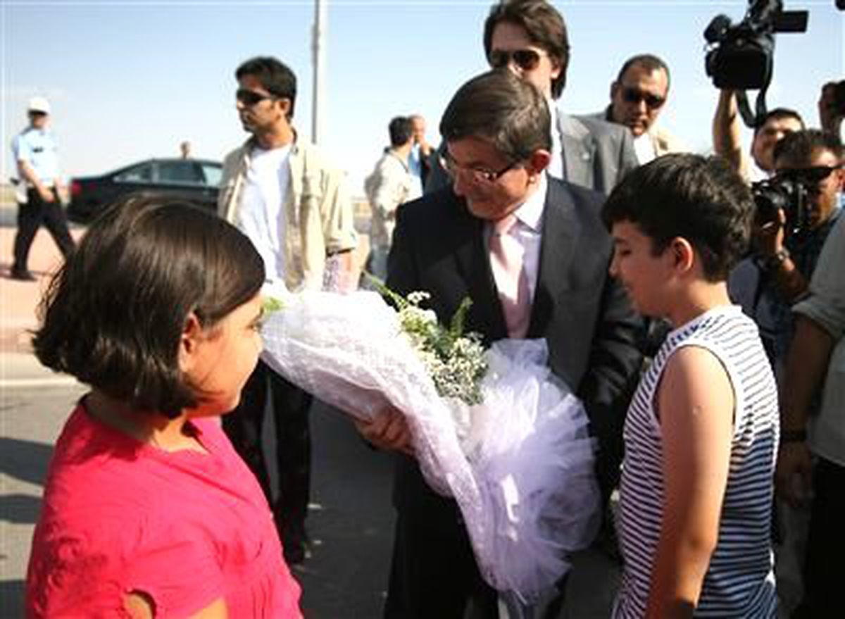 Dışişleri Bakanı Davutoğlu Konya\'da