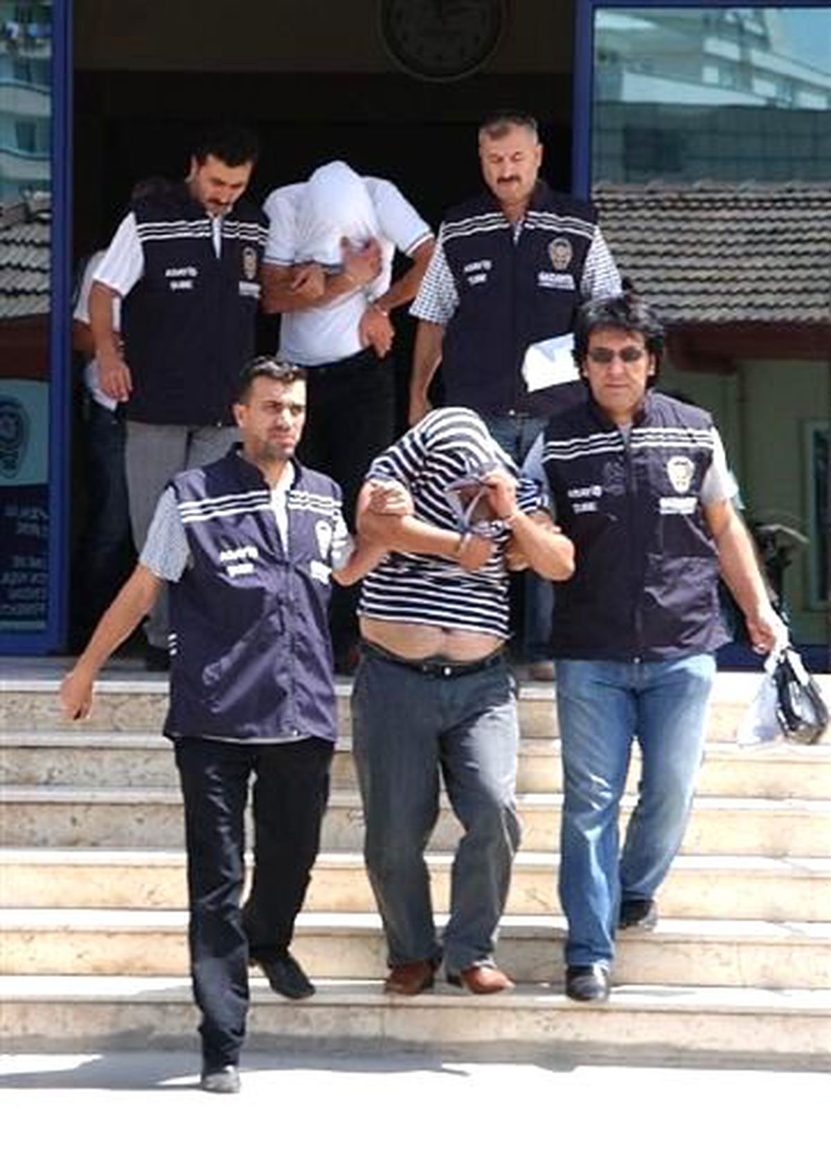 Hastaneden İlaç Çalan 2 Kişi Gözaltına Alındı